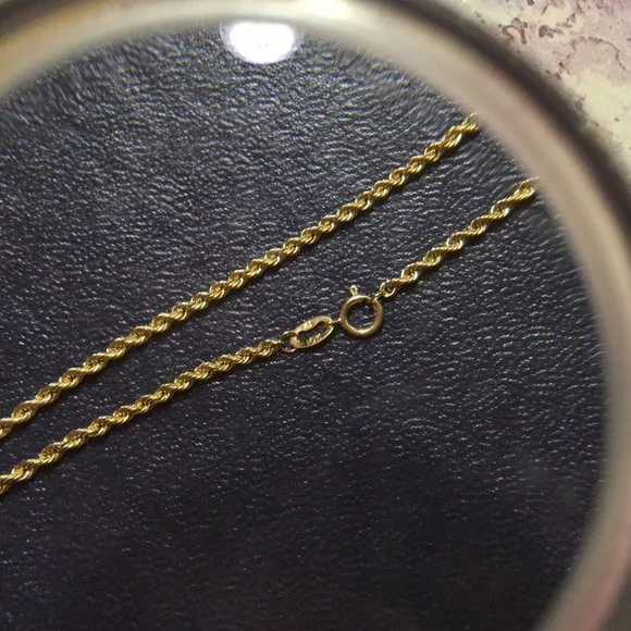 COPY - Beautiful 10KT, 1.7mm Gold Rope Chain Set (Chain, Earrings & Bracelet) - Picture 14 of 16